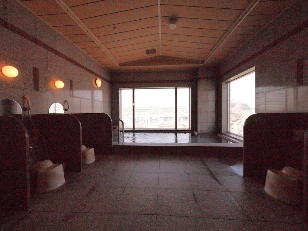 โฮเต็ล รูธ อินน์ ฮิกาชิมูโรแรน อีคิเม Muroran ภายนอก รูปภาพ